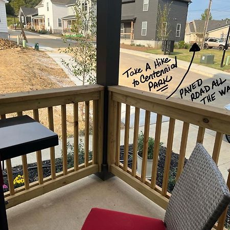 New Centennial Park Luxury Smart Home W Courtyard Fayetteville Luaran gambar