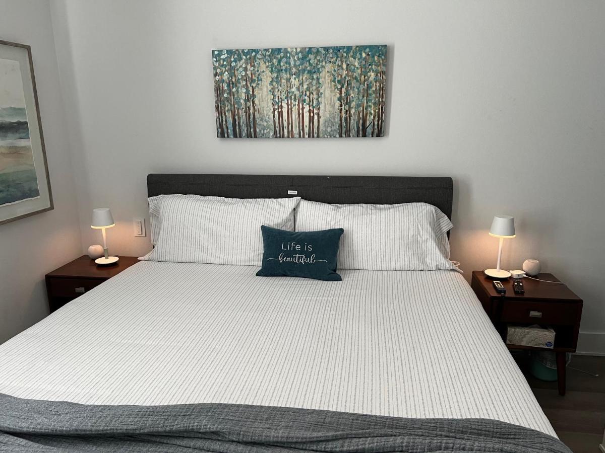 New Centennial Park Luxury Smart Home W Courtyard Fayetteville Luaran gambar